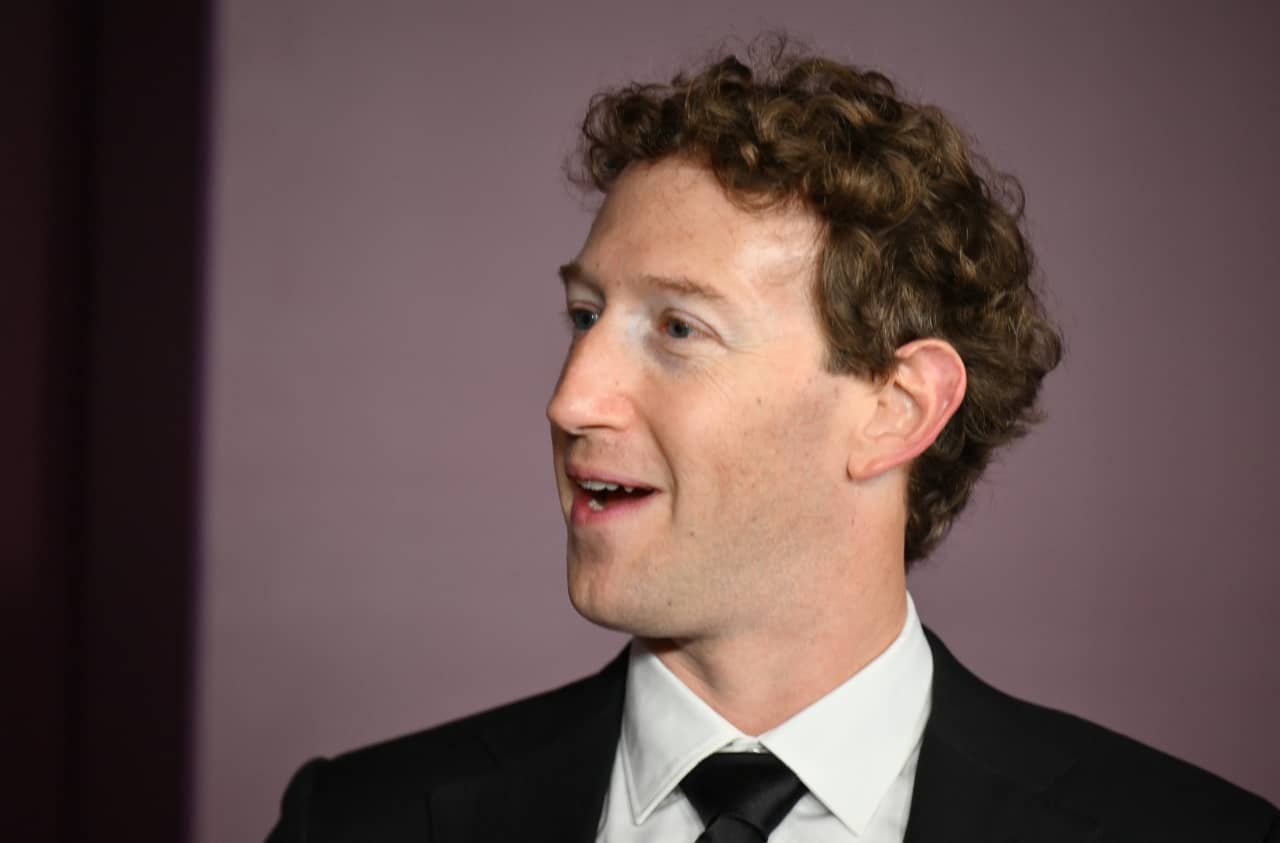 This wonky maneuver kept Mark Zuckerberg from fleeing a California billionaire tax — MarketWatch, Bangkok Real Estate news