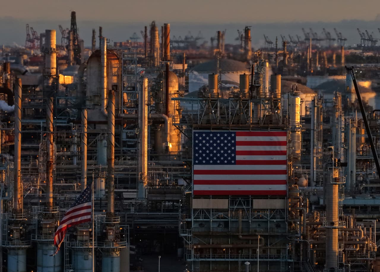 U.S. oil-refinery stocks are up roughly 150% this year. How long could this historic run last? — Bangkok Sports news