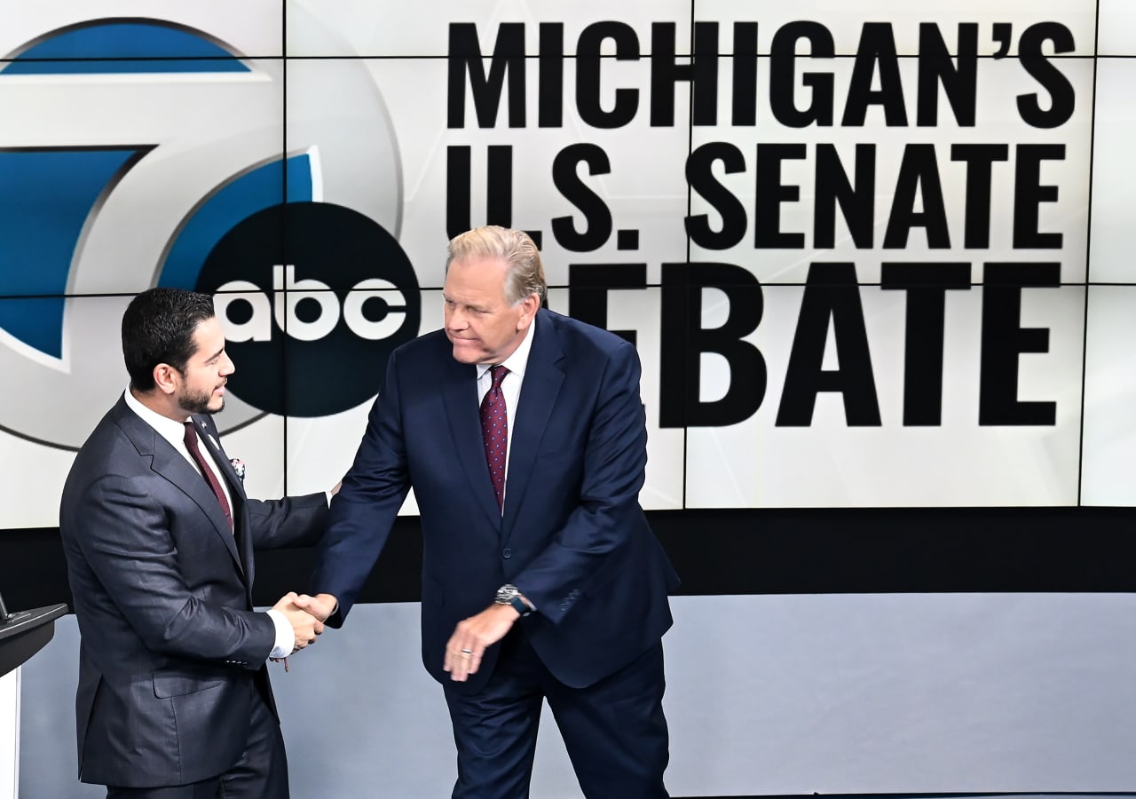 A bigger-than-expected win for Democrats in the midterms could deliver ‘short-lived weakness’ for stocks, strategists say — Bangkok Business news