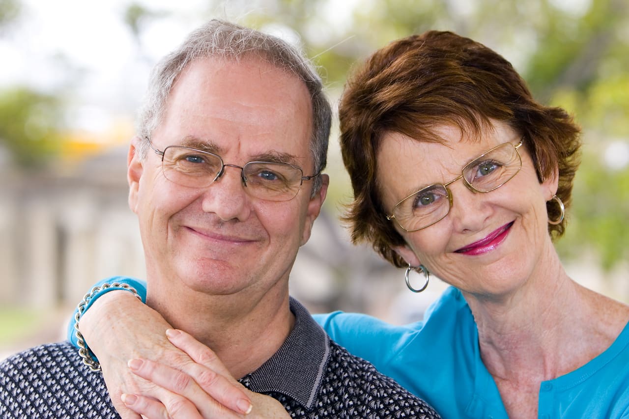 My wife says we can’t afford to retire. I vetoed her $8,000 trip to Italy. We’re in our 60s and have $4 million. Do I keep working? — MarketWatch, Bangkok Health news