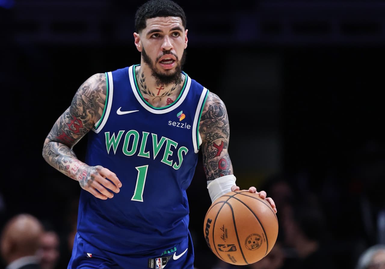 NBA star LaMelo Ball is selling his $2.6 million luxury condo in Charlotte after leaving the Hornets — Bangkok Real Estate news
